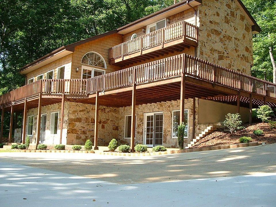 1st image of 136 Red Water Dr