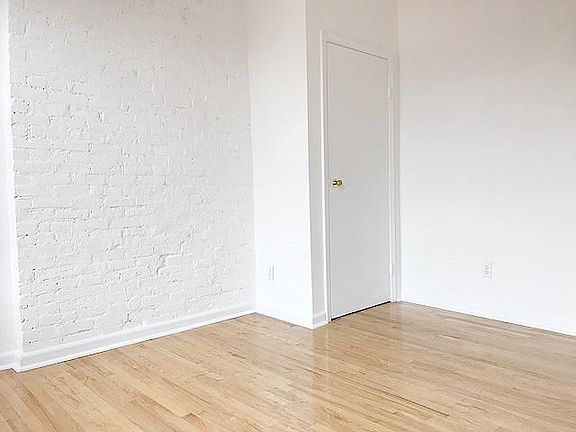 2nd image of 222 W 20th St APT 16