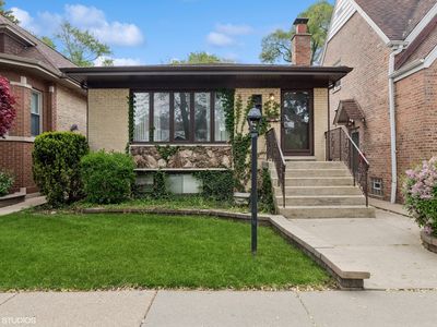 5729 N Kerbs Ave, Chicago, IL, 60646