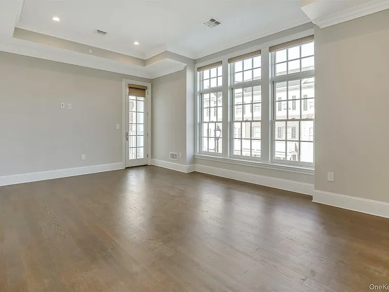 402 Grist Mill Cir — Photo 15