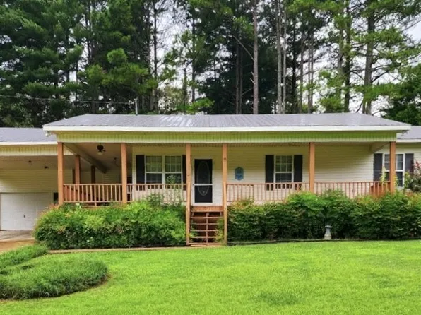 701 Littrell Rd, Loretto, TN 38469
