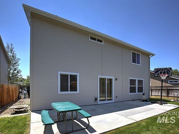 5th image of 11454 Willamette Way