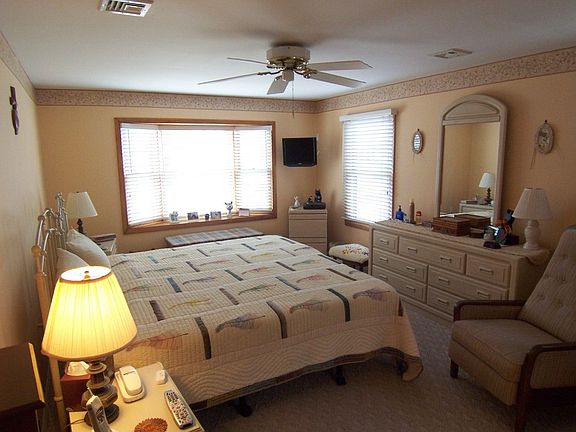 large master bedroom