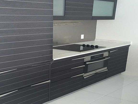 4th image of 200 Biscayne Blvd #000