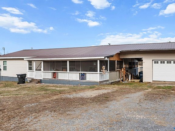 3rd image of 2962 County Road 140