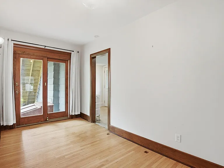 707 Harrison St — Photo 35