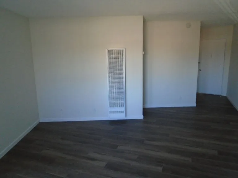 6415 Rosemead Blvd — Photo 16