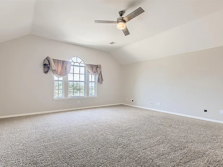 1001 Shadow Valley Cv — Photo 21