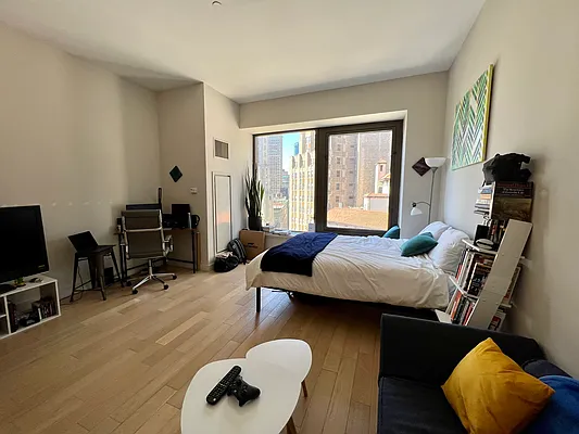 Rented by Evans Real Estate | media 3