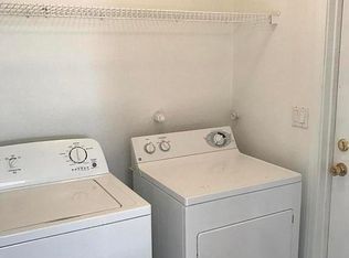 6 Cliffrose Trl, Los Lunas, NM 87031