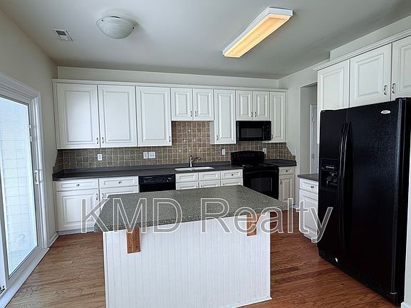 2nd image of 7549 Bluff Point Ln