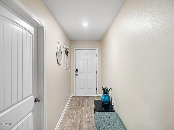 4th image of 3920 Whitehead Blvd