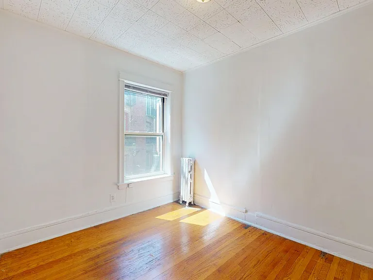 1358 E. 58th Street — Photo 19