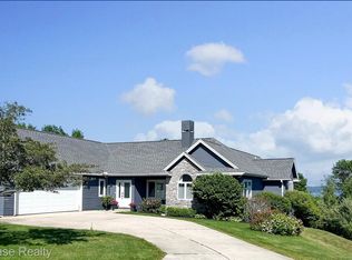 9690 E Walkabout Ln, Traverse City, MI 49684