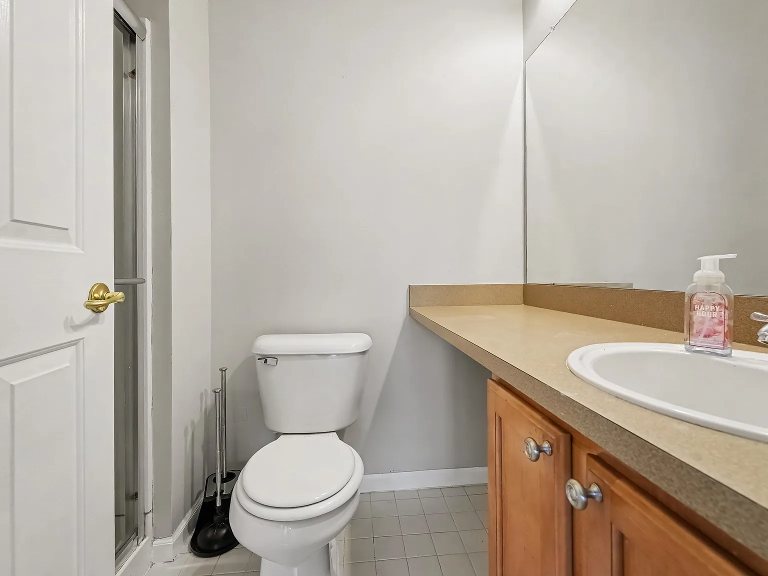 2 bed, 1244 sqft, $1,800 — Photo 2