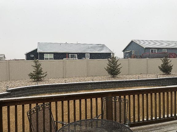 4th image of 2787 Country Oak Dr