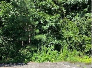 106 Treble Oaks Ct, Lagrange, GA 30240