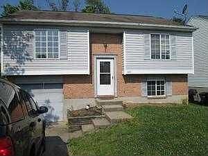 1st image of 3915 Woodchase Dr
