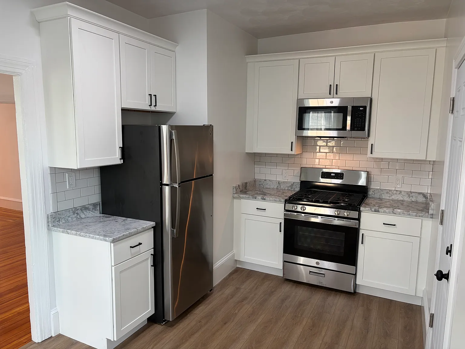 1 bed, $2,000 — Photo 2