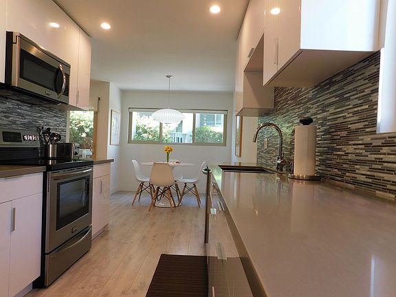 4th image of 23665 Park Capri Unit 101