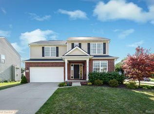 1221 Secretariat Way, Howell, MI 48843