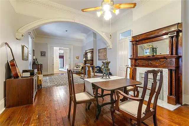 3 bed, 1.5 bath, 1900 sqft, $3,000 — Photo 3