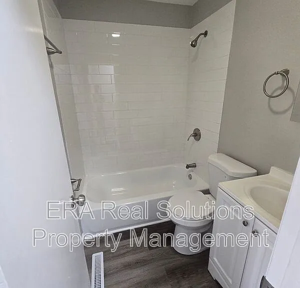 849 Byron Ave — Photo 12