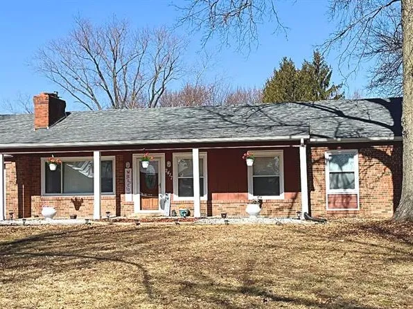 2417 Fair Acres Rd, Saint Louis, MO 63136