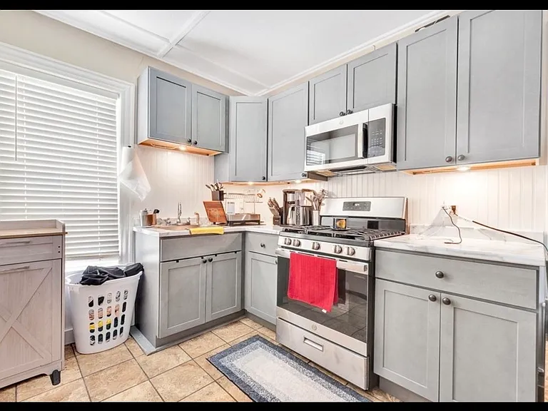 50 Warner St #2 — Photo 1