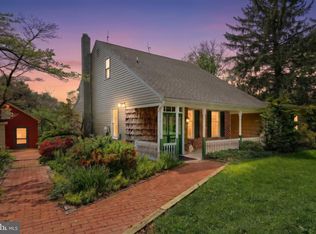 1974 Yingling Dr, Spring Grove, PA 17362