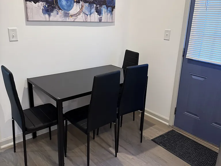 2206 Loring Ct #4 — Photo 7