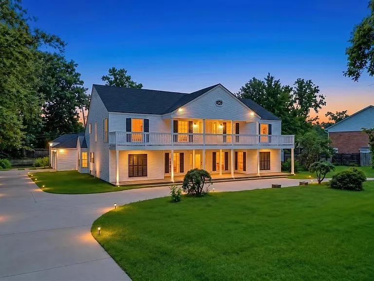 4409 Hillbrook Dr — Photo 47