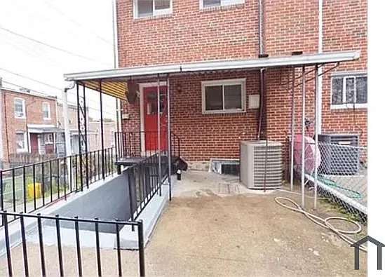 4414 Asbury Ave — Photo 6