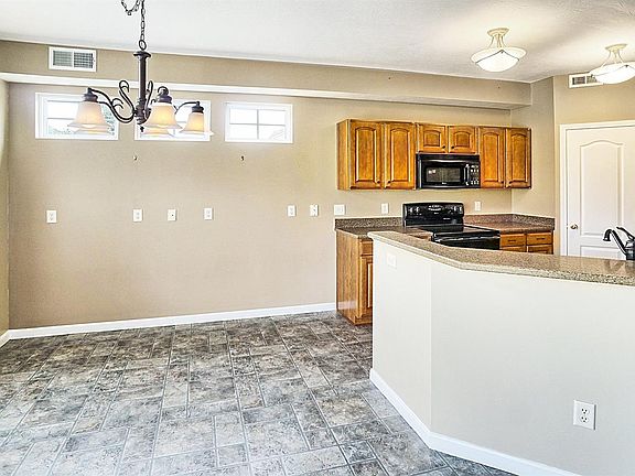 4th image of 6700 Adena Cir