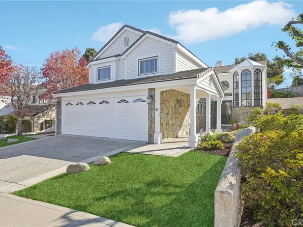 6 Village Cir, Manhattan Beach, CA 90266