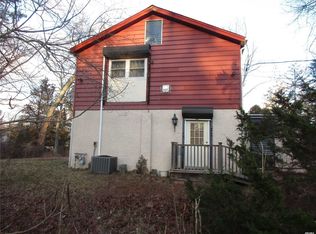 26 Silverbrook Dr, Riverhead, NY 11901