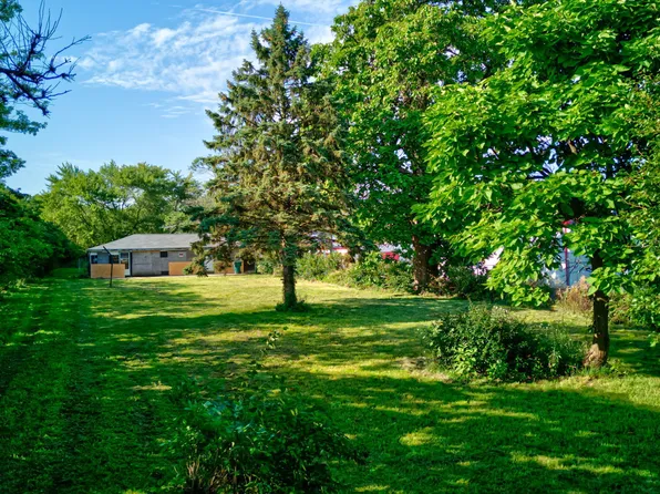 3515 W 8th St, Muncie, IN 47302