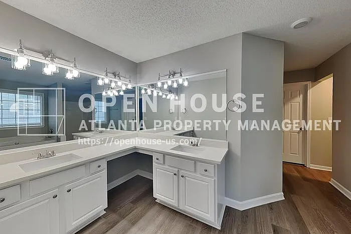 3206 Claybrooke Dr — Photo 18