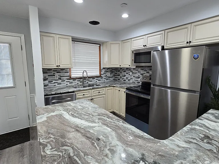 1025 Carolina Rd — Photo 9