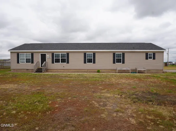 13352 Prairie Meadow St, Williston, ND 58801