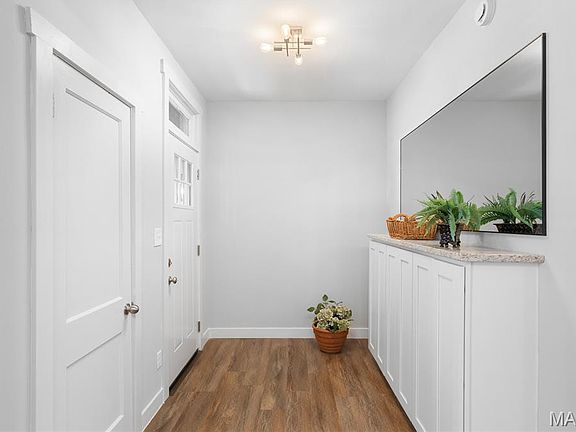 2nd image of 5418 Cologne Ave