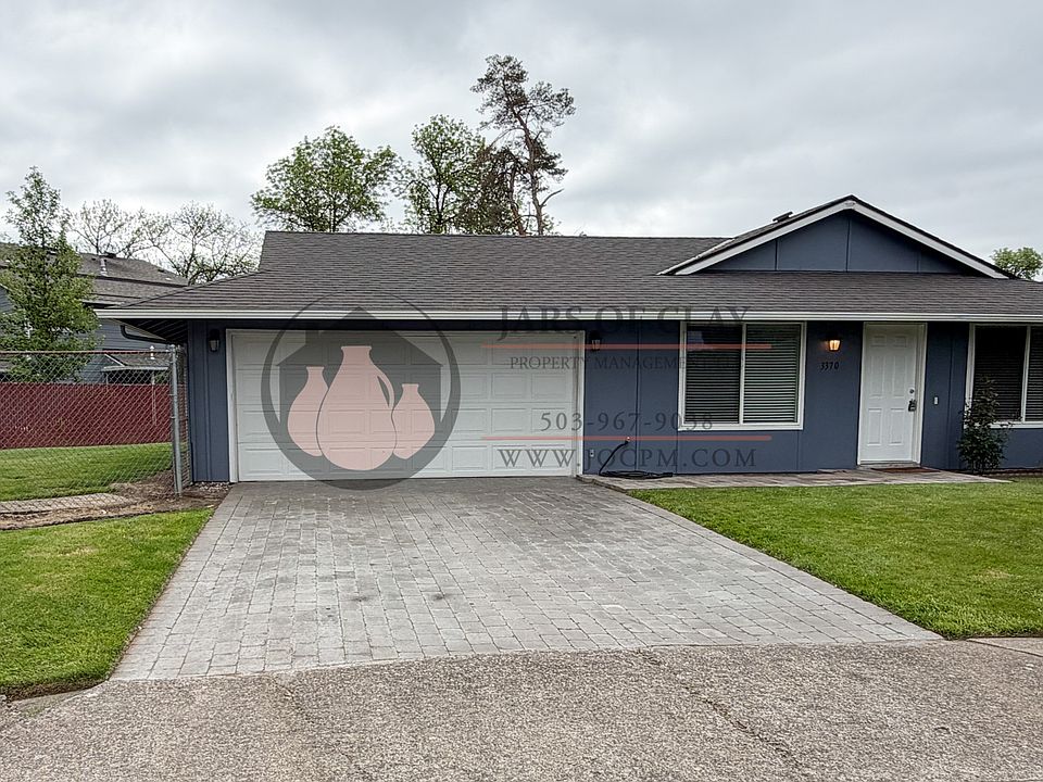 1st image of 3370 Beacon Ct NE