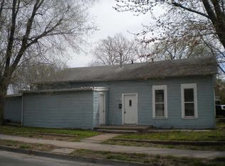 321 S Engineer Ave, Sedalia, MO 65301