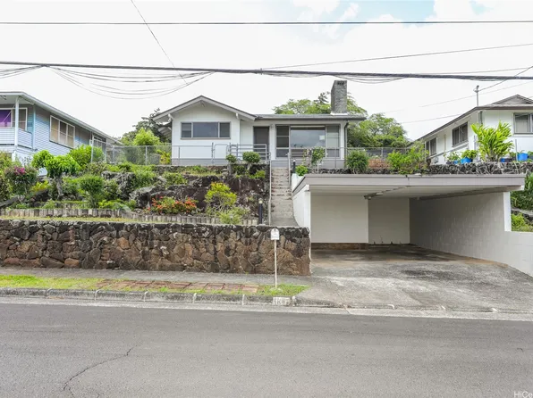 1647 Ala Amoamo St, Honolulu, HI 96819
