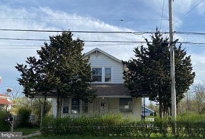 2nd image of 4216 Saint Lawrence Ave