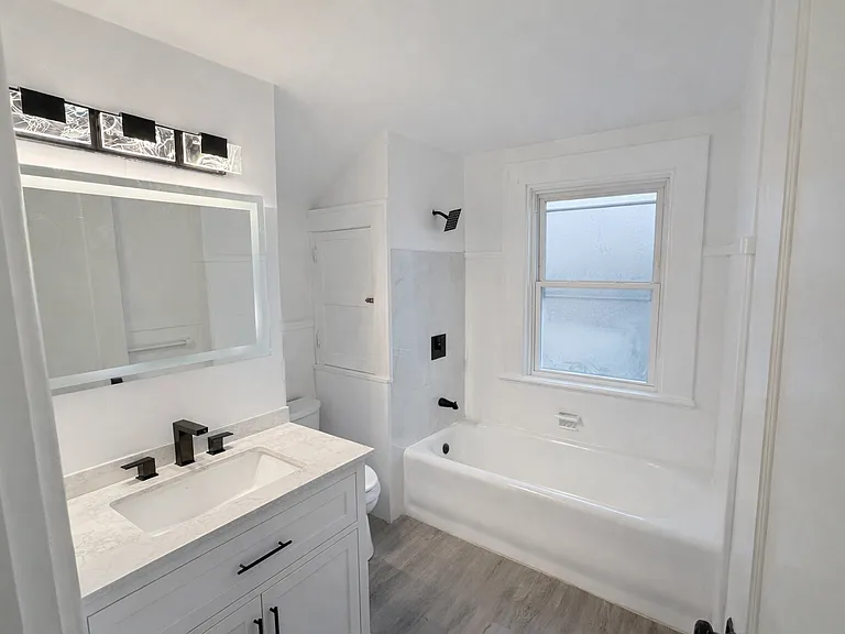 3017 Hull Ave — Photo 26