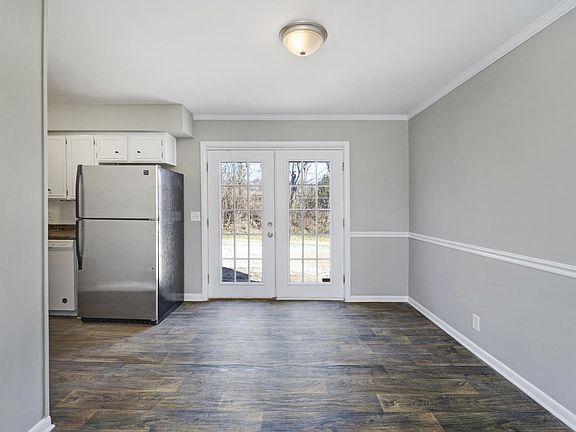 5th image of 720 McPherson Dr