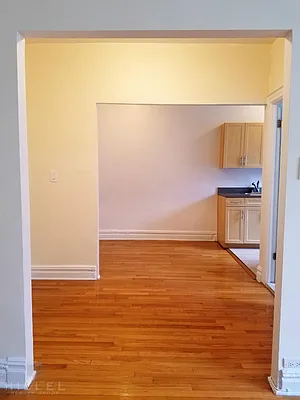 Rented by Hillel Realty Group | media 10