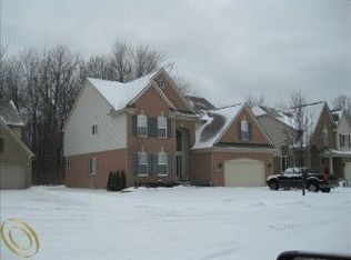 741 Patricia Place Dr, Westland, MI 48185