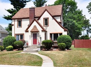 6 Bronson Ter, Springfield, MA 01108